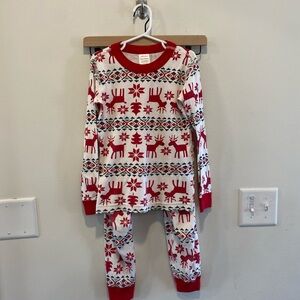 Hanna Andersson Dear Deer Long John Pajama Set in size 120 6-7 Christmas